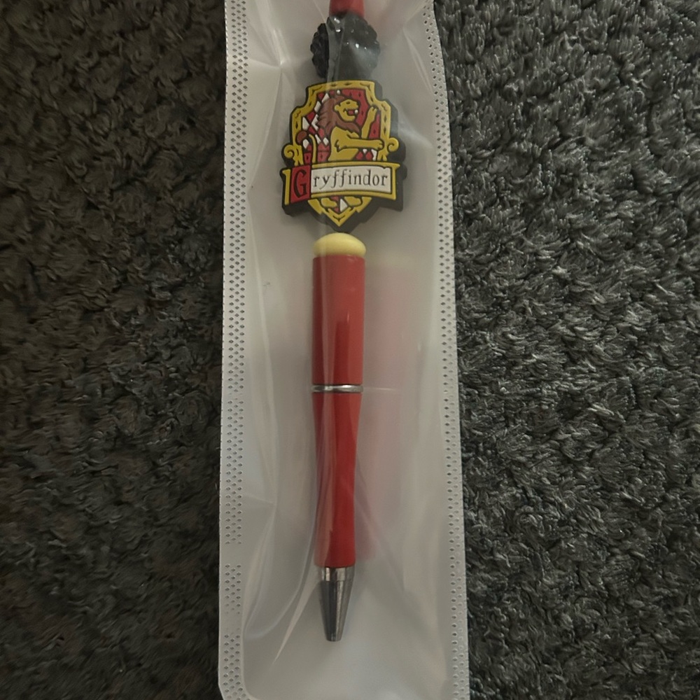 Hand Crafted Gryffindor Red Pen with Emblem